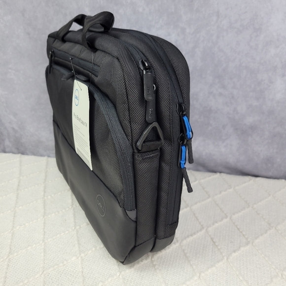 Dell Pro Briefcase 14 Earth-Friendly‎ Solution-Dyeing Process - Picture 9 of 14